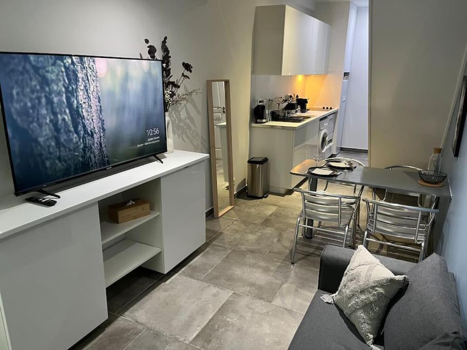 Magnifique Duplex Central A 2 Min De La Gare. Vernon  Exteriér fotografie